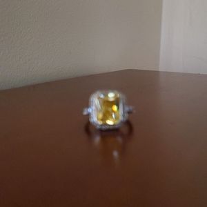 Yellow Stone Ring